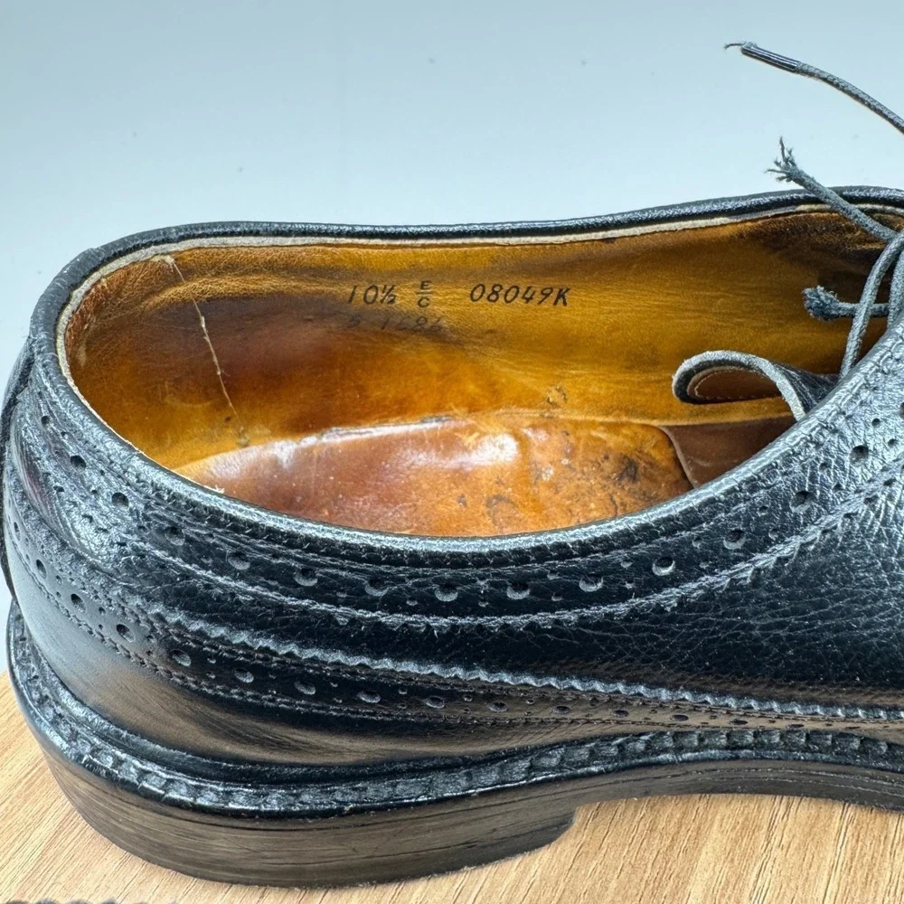 Vintage Wingtip Oxford Shoes 10.5 E Black Leather Brogue Derby Dark Academia